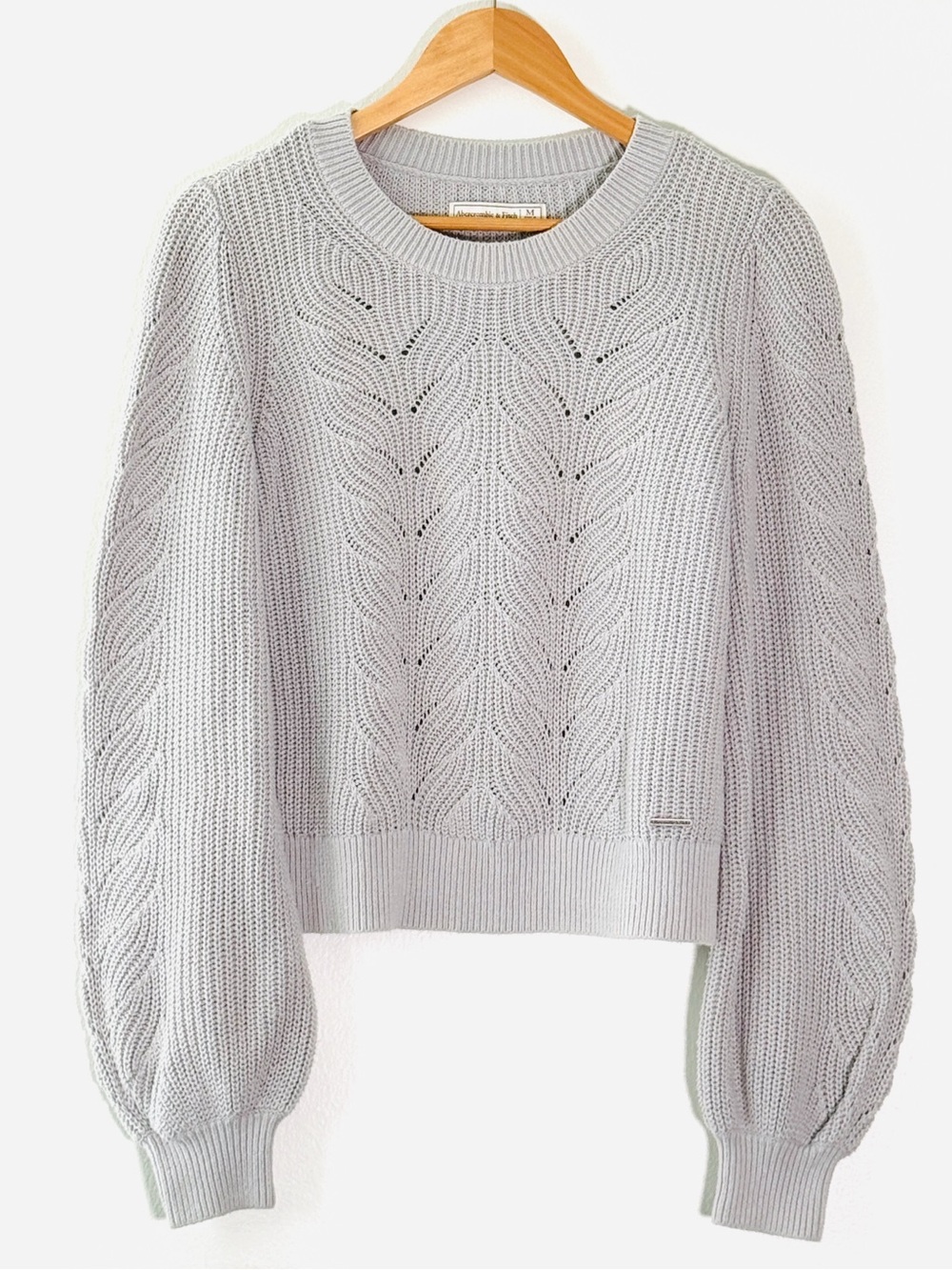 Abercrombie & Fitch Women’s Knit Gray Sweater